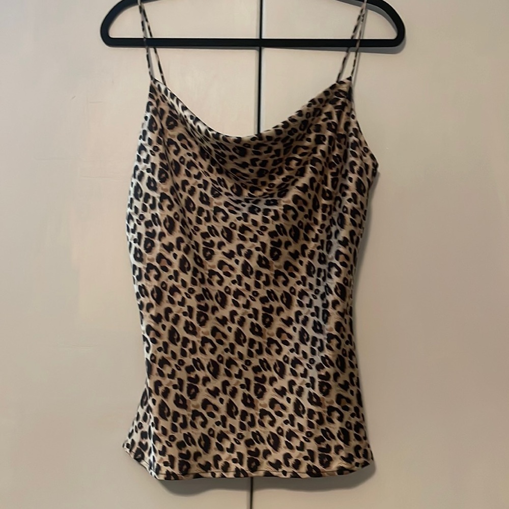 Cheetah slouch top with adjustable straps